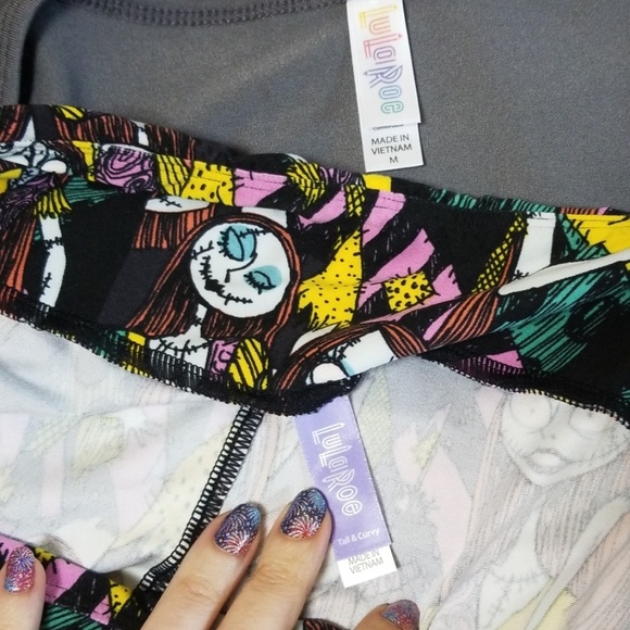 Lularoe Unicorn Disney Sally M Top w/TC Leggings - Picture 5 of 7